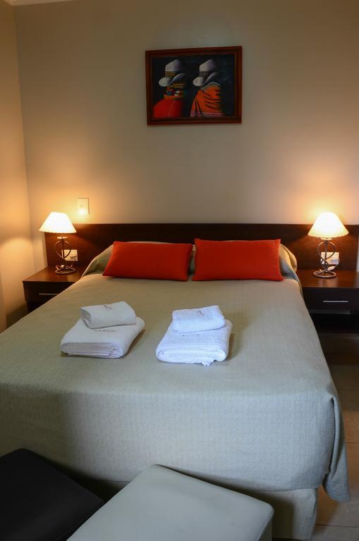 Munay Ledesma Libertador General San Martín Zimmer foto